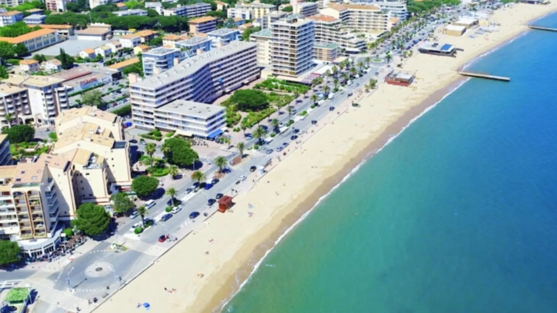 Charming T2 100 Meters From The Beach Frejus Apartment